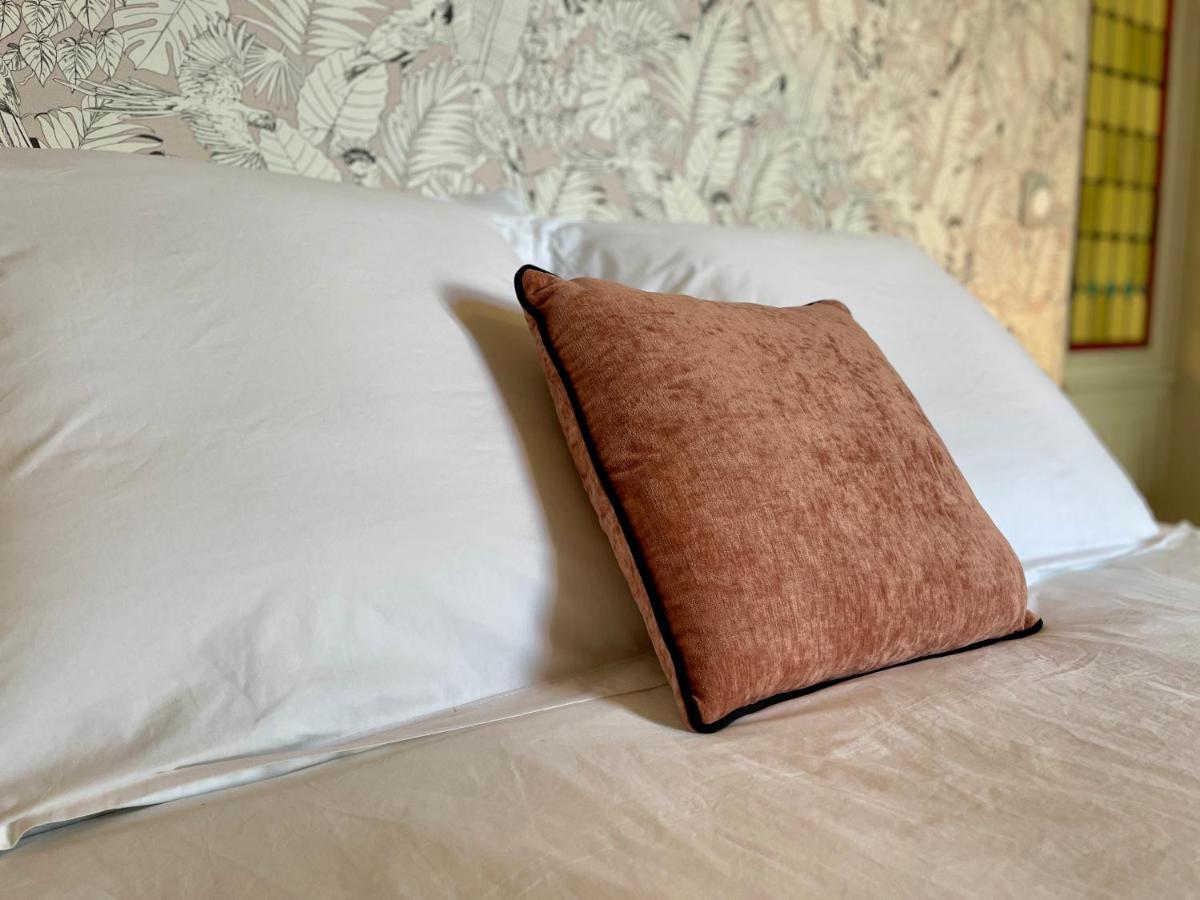 Le Petit Malo Apartment บาเยอ ภายนอก รูปภาพ
